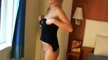 amateur,handjob,blowjobs