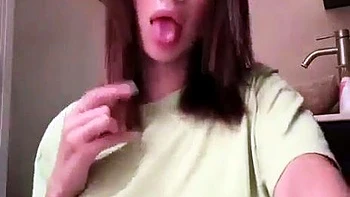 teen,small-tits,babe,masturbation,ass