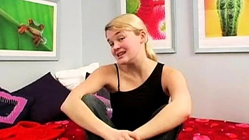 teen,solo,amateur,softcore,webcam