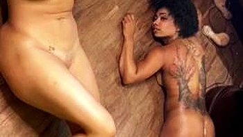 big-butt,babes,threesome,missionary,blowjobs