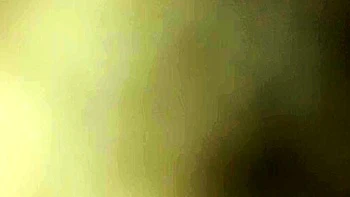 close-up,cumshot,black-and-ebony,brunette,hardcore