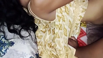 amateur,indian,desi,brunette,indian-amateur