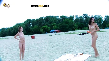 beach,young-18,public-sex,teens,voyeur