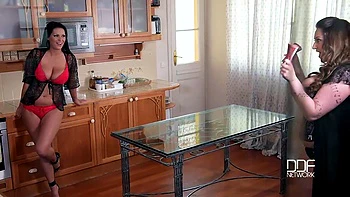 lingerie,hungarian,lesbian,high-heels,tattoo