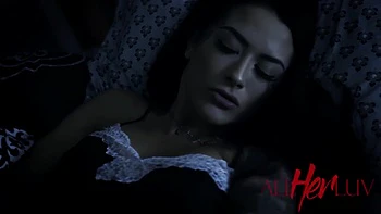 lesbian-squirt,dyke,orgasm,softcore,tattoo