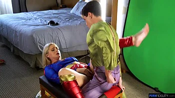 blonde,tits,big-butt,big-tits