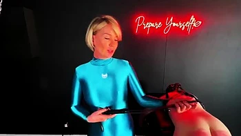blonde,latex,femdom,fetish,spanking