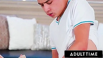 muff-diving,hooters,hd,deepthroat,boobs