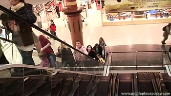 amateur,hardcore,blowjobs,public-nudity