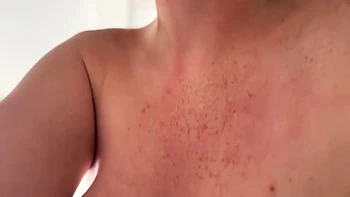 hooters,busty,amateur-blowjob,huge-tits,jizz