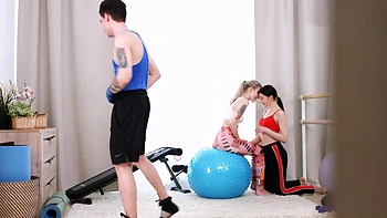 tattoo,blowjob,gym,blonde,brunette