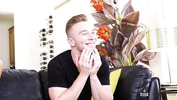 bisexual-male,18-25,bisex,cuckold,college