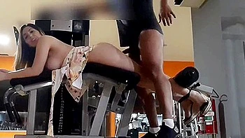 gym,boobs,juggs,teens,big-tits