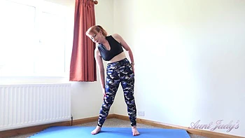 big-tits,solo-female,red-head,masturbation,milf