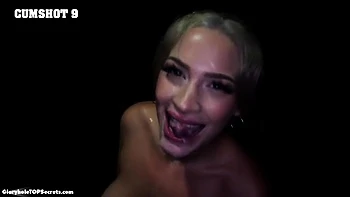 hooters,mouthful,knockers,gokkun,busty