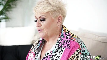 pussy-licking,big-tits,blowjob,mature,cumshot