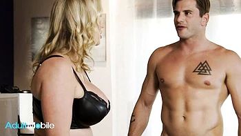 pornstar,wet-pussy,cum-on-belly,lingerie,riding-dick