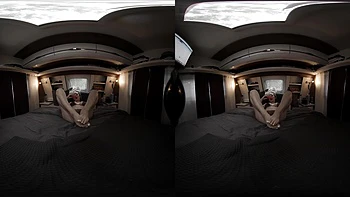 amateur,solo-female,masturbation,vr-porn,milf