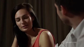 bwc,undressing,hotties,resist,chick