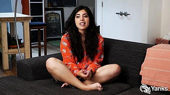 hot-latina,solo-female,brunette,vibrator,shaking-orgasm