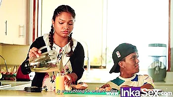 juggs,latino,latina-big-ass,young-18,latina-milf