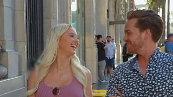 reverse-cowgirl,shaved,bald-pussy,blonde,hardcore