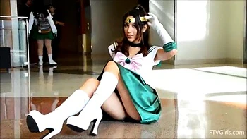 amateur,cosplay,masturbation,panties