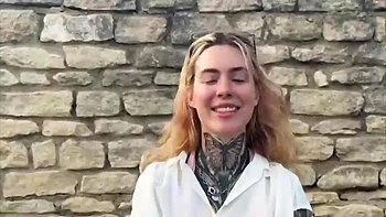 milf,french,big-tits,amateur,tattoo