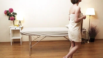 seductive-massage,amateur,first-orgasm,massage,saggy