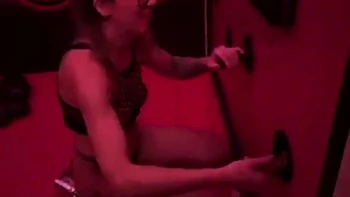 cumshot,amateur,bukkake,french,blowjob