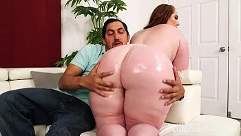 brunette,cowgirl,blowjobs,missionary,doggy-style