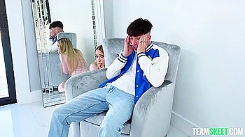 deepthroat,teens,big-ass,missionary,blonde