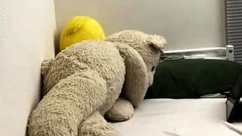 toys,masturbation,milf,brunette,solo