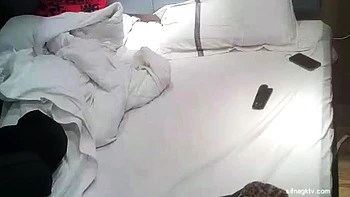 big-cocks,hardcore,cumshot,milf,close-up