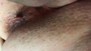 tongue,close-up,milf,pussy,clit-licking