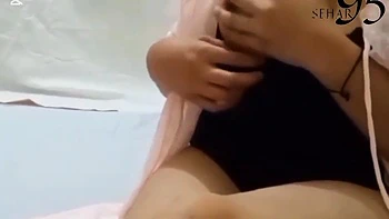 amateur,hd,desi,brunette