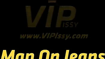 hd,pornstar,golden-showers,girl-on-girl,piss-in-mouth