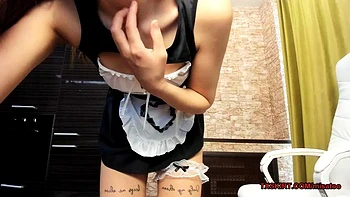 asian,japanese,maid,solo