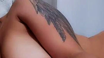 tits,solo,big-tits,masturbation,babes
