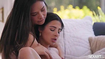 hd,brunette,dyke,tiny-tits,small-tits