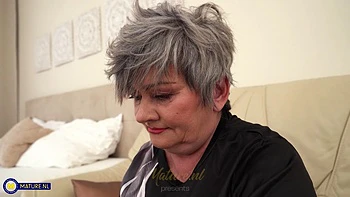 creampie,nipples,big-clit,maturenl,high-heels