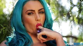 milf,high-heels,australian,solo-female,tattoo