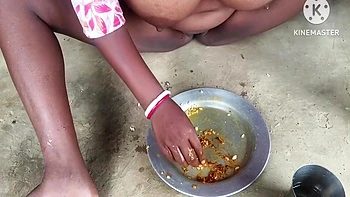 indian,solo-female,indian-hd,indian-big-tits,juggs