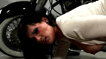 butt-sex,19-year-old,hd-videos,bike,big-ass