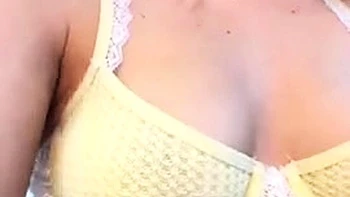 solo,babe,webcam,brunette