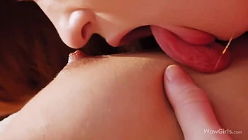 lesbian,teens,pussy-eating,underwear,lesbian-teen-18