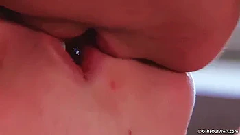 lesbian,homemade,young-18,brunette,lesbian-teen-18