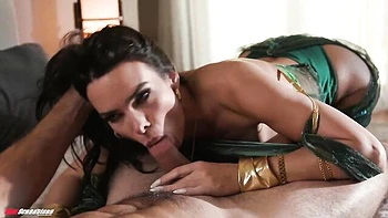 big-tits,blowjob,brunette,big-ass,straight-hair