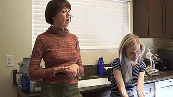 teens,spanking,blonde