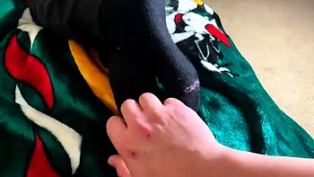 foot-fetish,handjob,blonde,pov